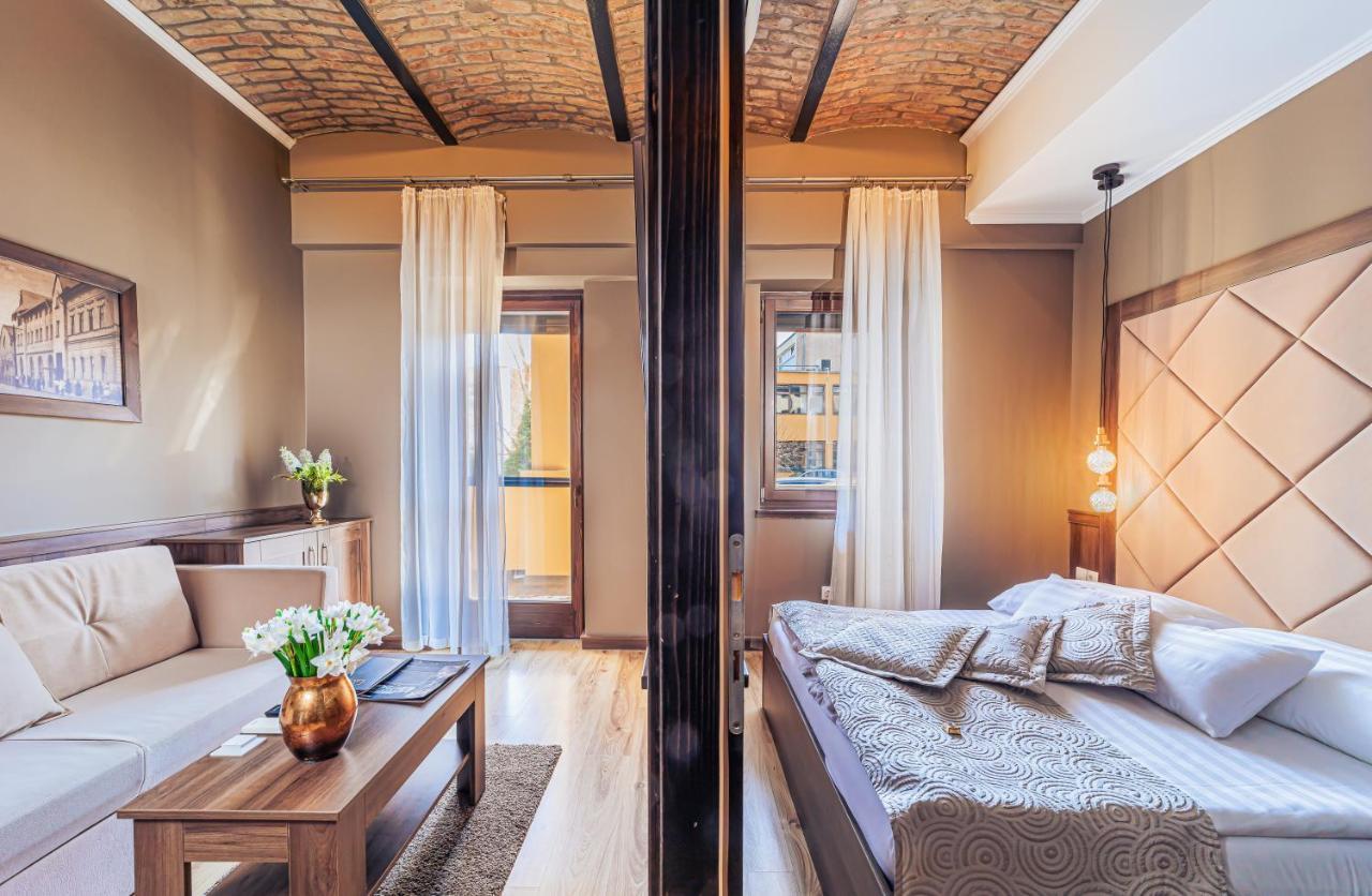 Komlo Hotel Gyula Dış mekan fotoğraf
